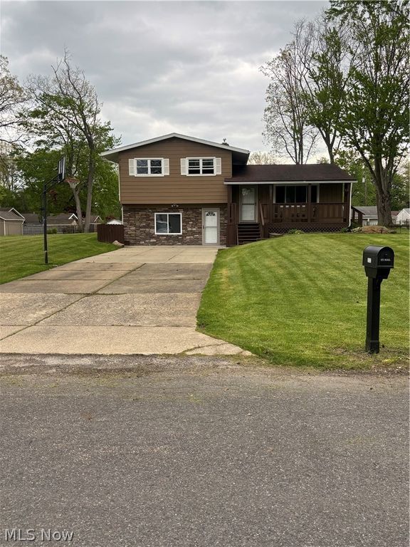 3532 Gary Drive, Mogadore, OH 44260