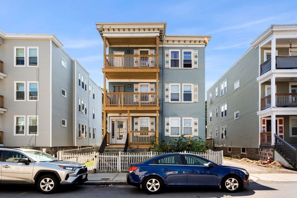 63 Whitten St 3, Boston, MA 02122