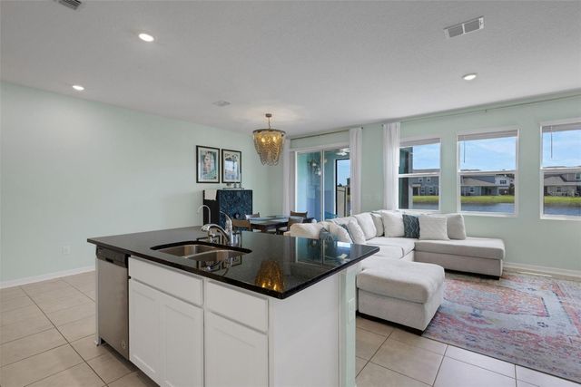 11610 WOODLEAF DRIVE, Lakewood Ranch, FL 34211