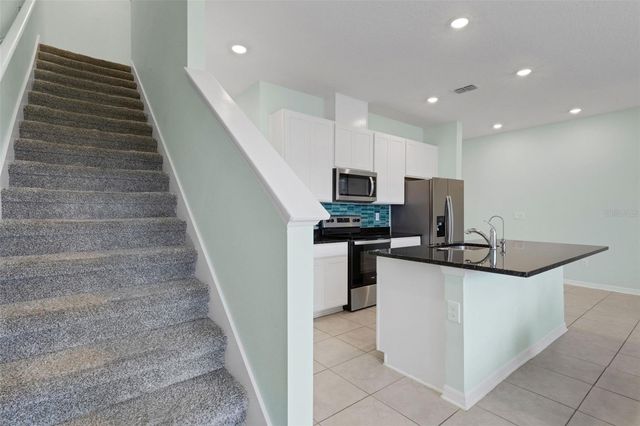11610 WOODLEAF DRIVE, Lakewood Ranch, FL 34211
