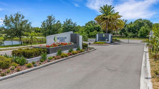 11610 WOODLEAF DRIVE, Lakewood Ranch, FL 34211