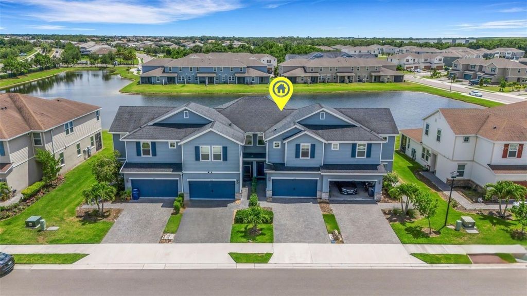 11610 WOODLEAF DRIVE, Lakewood Ranch, FL 34211
