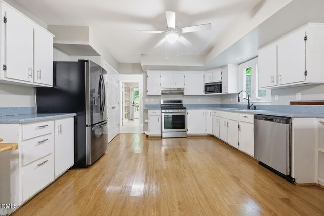419 Calvary Court, Hillsborough, NC 27278
