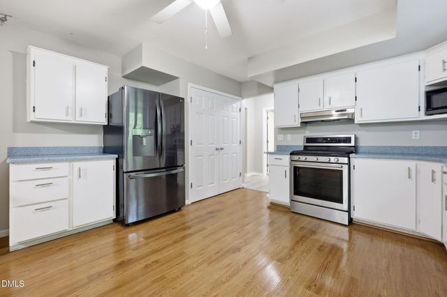 419 Calvary Court, Hillsborough, NC 27278