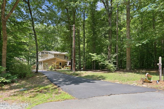 419 Calvary Court, Hillsborough, NC 27278