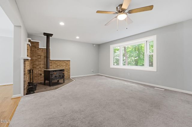 419 Calvary Court, Hillsborough, NC 27278