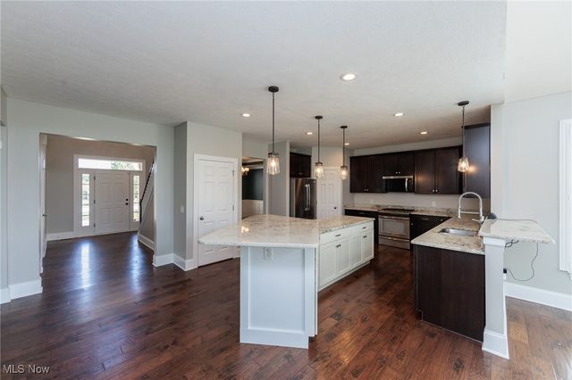 4186 Maidstone Lane, Medina, OH 44256