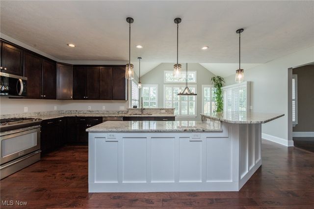 4186 Maidstone Lane, Medina, OH 44256