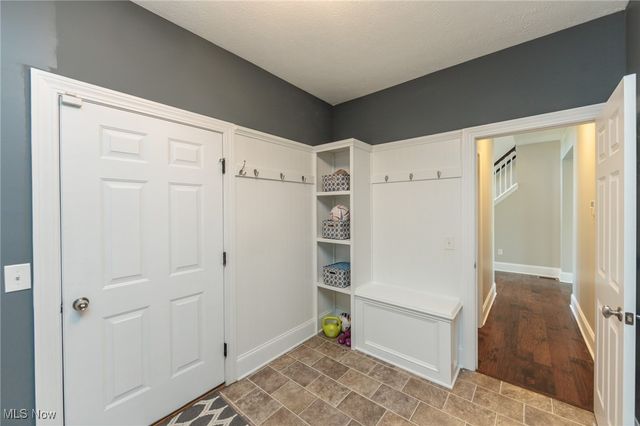 4186 Maidstone Lane, Medina, OH 44256