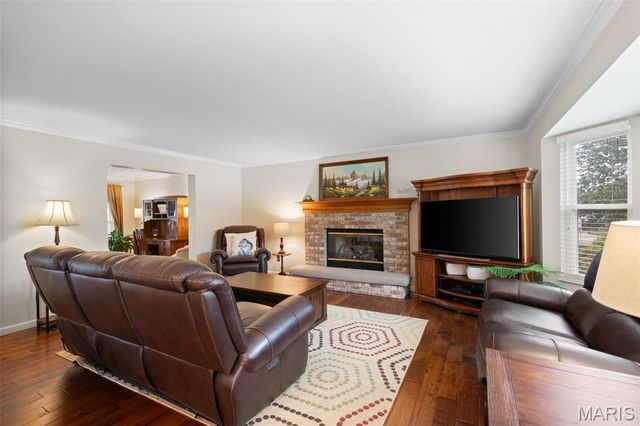 40 Kentucky Blue Ridge Court, St Charles, MO 63303