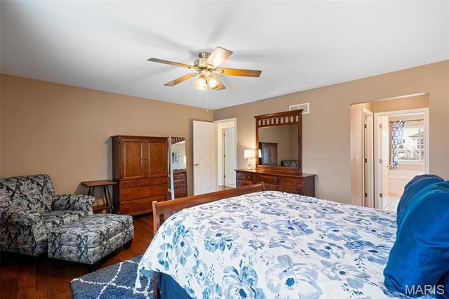40 Kentucky Blue Ridge Court, St Charles, MO 63303