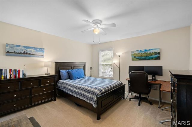 40 Kentucky Blue Ridge Court, St Charles, MO 63303
