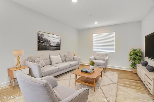 2573 Hannah Creek Lane, Rialto, CA 92377
