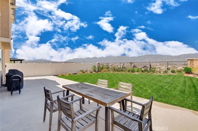 2573 Hannah Creek Lane, Rialto, CA 92377