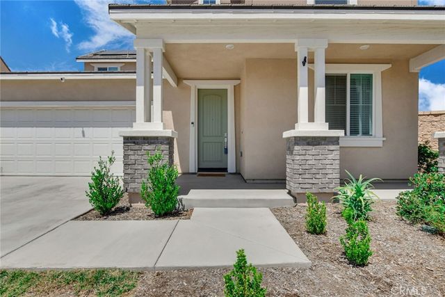 2573 Hannah Creek Lane, Rialto, CA 92377