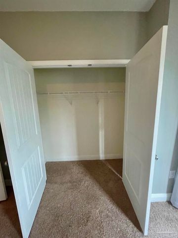 4632 Dupont Cir, Pace, FL 32571