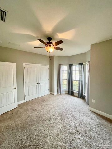 4632 Dupont Cir, Pace, FL 32571