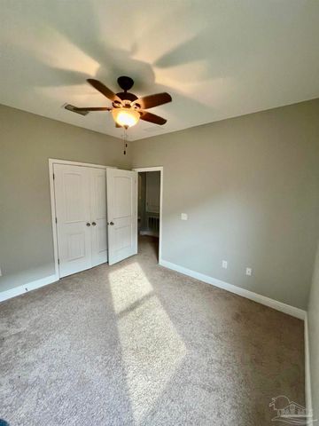 4632 Dupont Cir, Pace, FL 32571