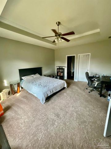 4632 Dupont Cir, Pace, FL 32571