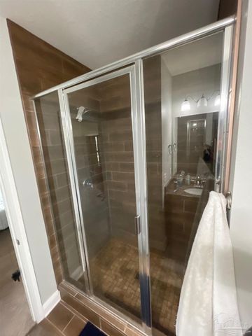 4632 Dupont Cir, Pace, FL 32571