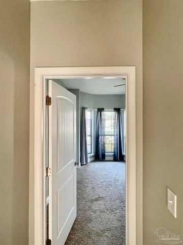 4632 Dupont Cir, Pace, FL 32571