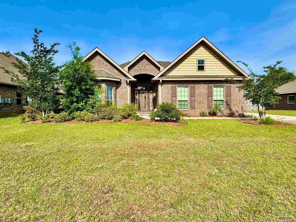 4632 Dupont Cir, Pace, FL 32571