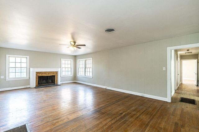 1914 25th Street, Lubbock, TX 79411