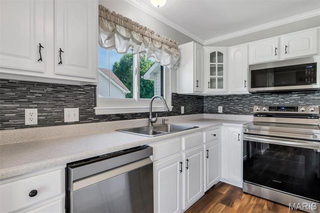 1290 Summer Lynne Drive, O'fallon, MO 63366