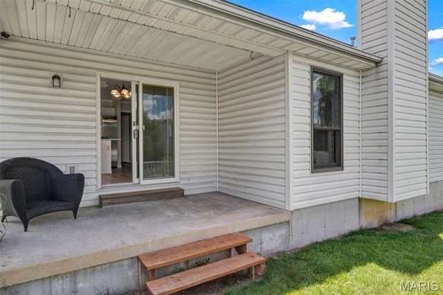 1290 Summer Lynne Drive, O'fallon, MO 63366