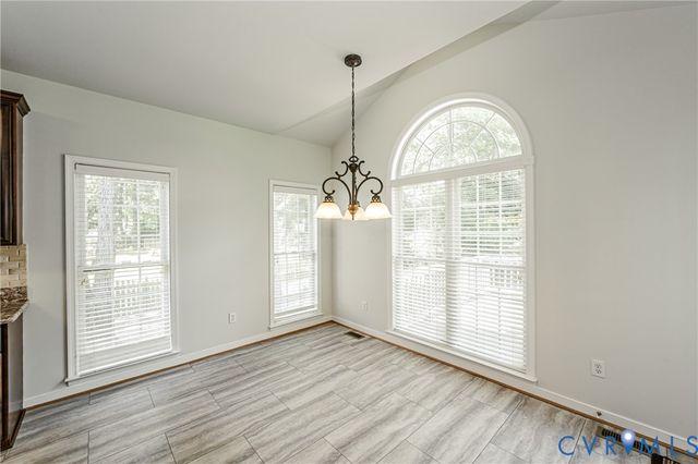 718 Green Vista Dr, Midlothian, VA 23836