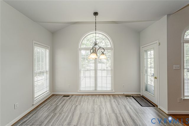 718 Green Vista Dr, Midlothian, VA 23836