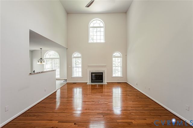 718 Green Vista Dr, Midlothian, VA 23836