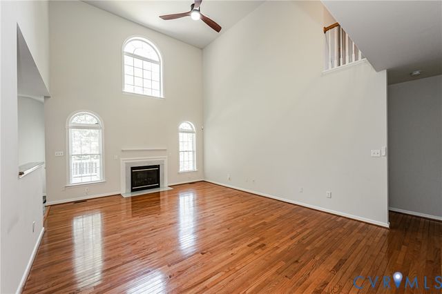 718 Green Vista Dr, Midlothian, VA 23836