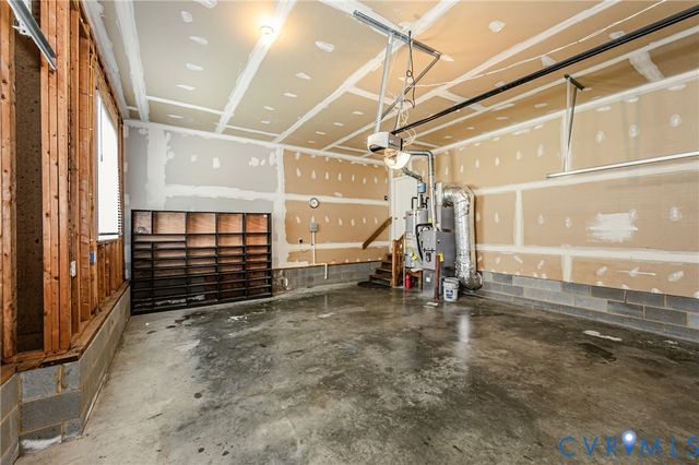 718 Green Vista Dr, Midlothian, VA 23836