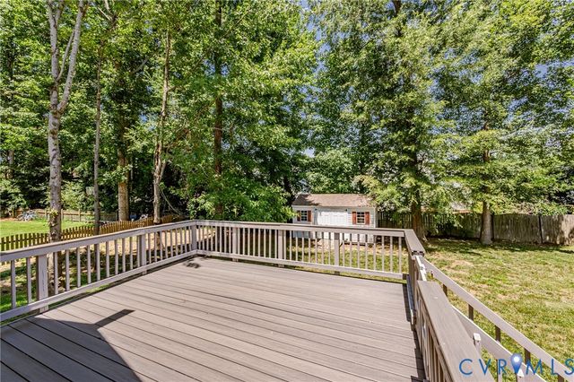 718 Green Vista Dr, Midlothian, VA 23836