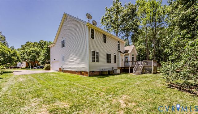 718 Green Vista Dr, Midlothian, VA 23836