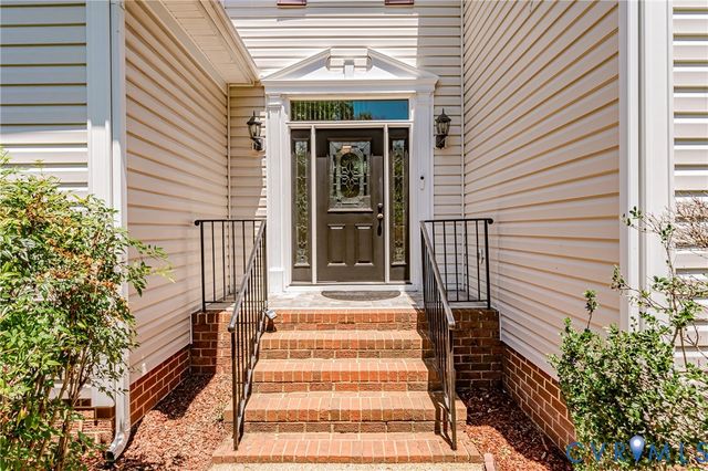 718 Green Vista Dr, Midlothian, VA 23836