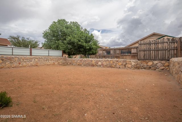 5124 Kensington Way, Las Cruces, NM 88012