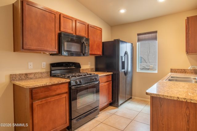 5124 Kensington Way, Las Cruces, NM 88012