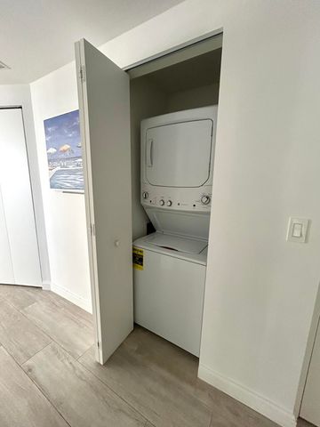 55 SW 9th Street 2508, Miami, FL 33130