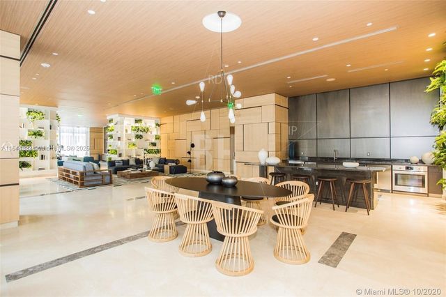 55 SW 9th Street 2508, Miami, FL 33130