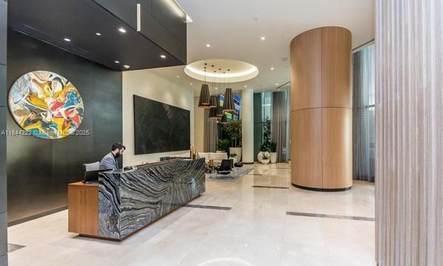 55 SW 9th Street 2508, Miami, FL 33130