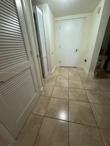 2681 N Flamingo Rd 2302S, Sunrise, FL 33323