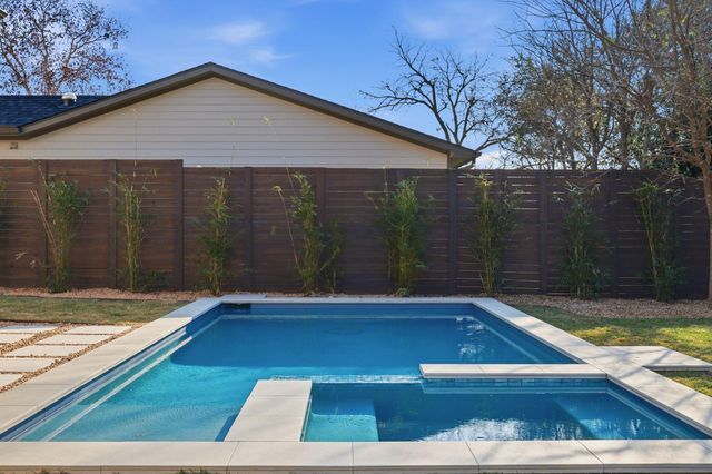 1713 Piedmont Ave, Austin, TX 78757