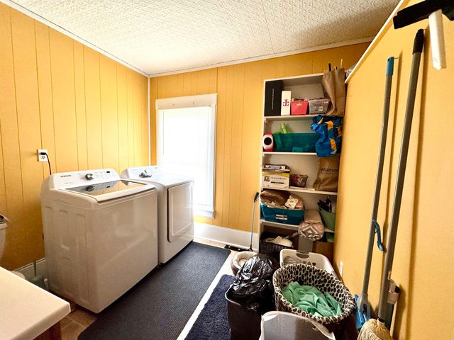 15 Park Street, Colebrook, NH 03576