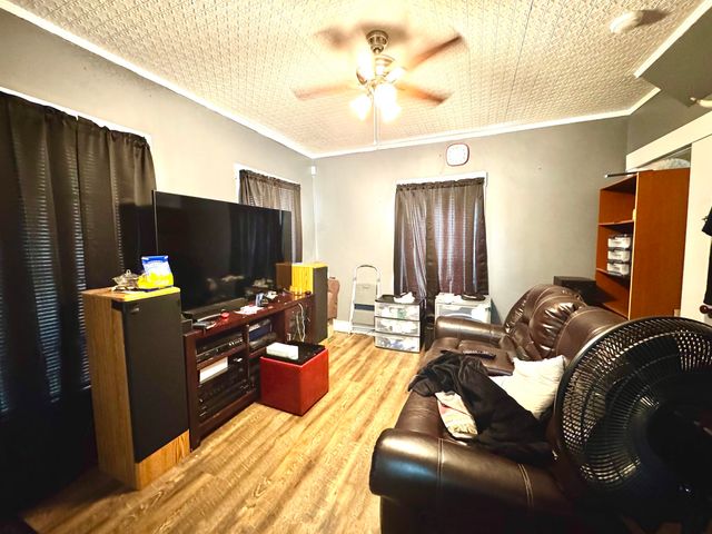 15 Park Street, Colebrook, NH 03576