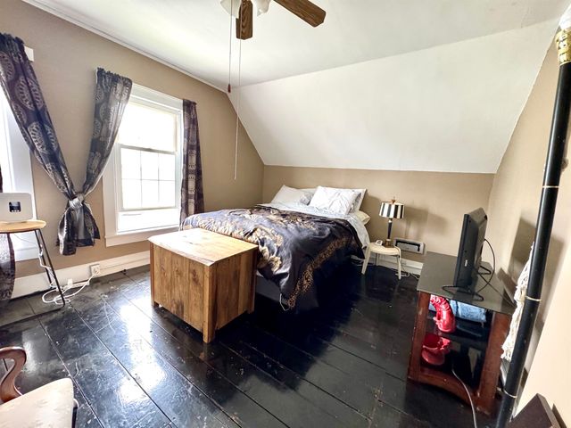 15 Park Street, Colebrook, NH 03576