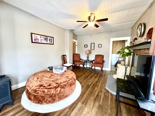 15 Park Street, Colebrook, NH 03576