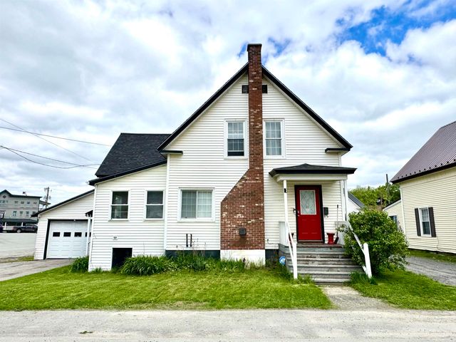 15 Park Street, Colebrook, NH 03576