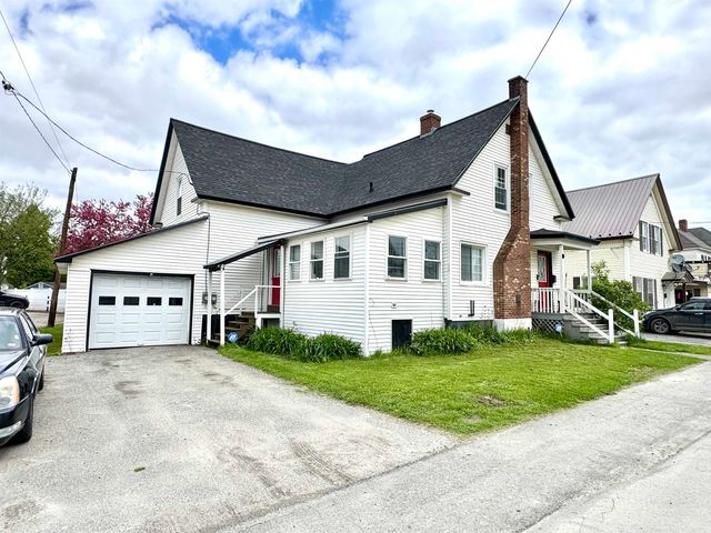 15 Park Street, Colebrook, NH 03576